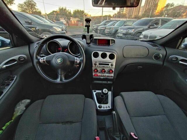 Синий Альфа 156, объемом двигателя 2 л и пробегом 138 тыс. км за 3890 $, фото 10 на Automoto.ua