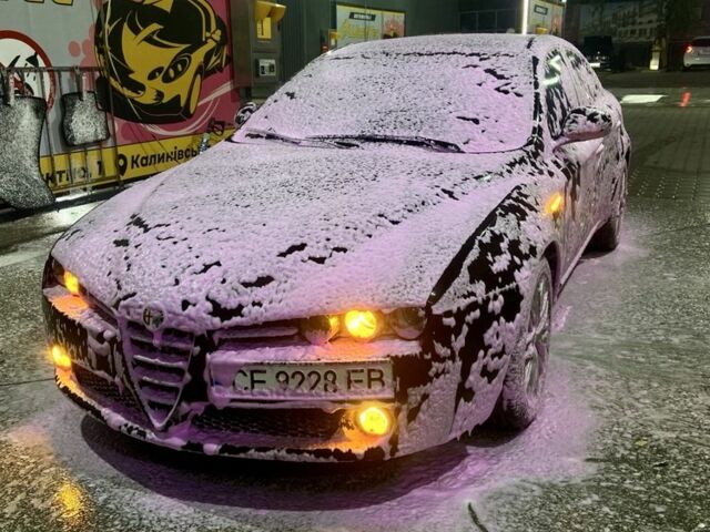 Альфа 159 2006 у Чернівцях на Automoto.ua Чорний Альфа 159, об'ємом двигуна 1.9 л та пробігом 242 тис. км за 7700 $, фото 12 на Automoto.ua