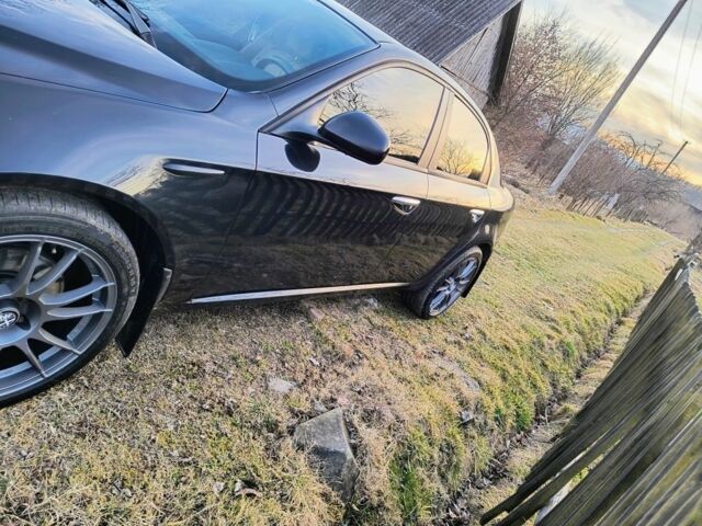 Черный Альфа 159, объемом двигателя 0 л и пробегом 222 тыс. км за 6200 $, фото 9 на Automoto.ua