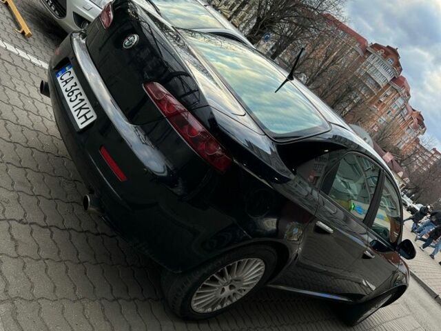 Черный Альфа 159, объемом двигателя 2.2 л и пробегом 175 тыс. км за 6700 $, фото 4 на Automoto.ua