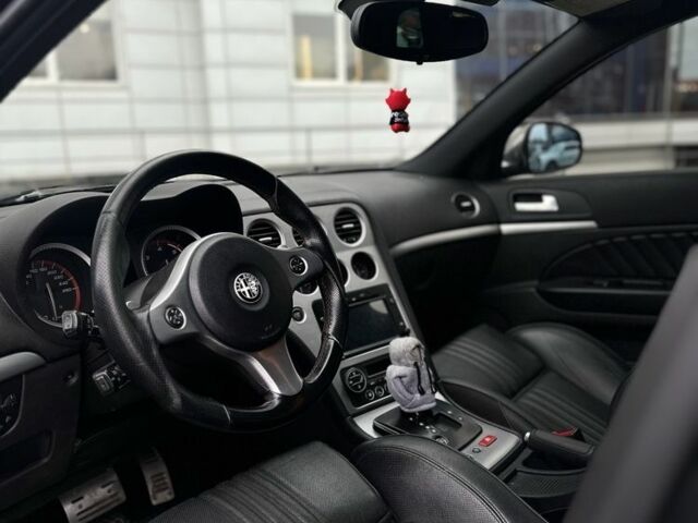 Чорний Альфа 159, об'ємом двигуна 2.4 л та пробігом 160 тис. км за 7900 $, фото 4 на Automoto.ua