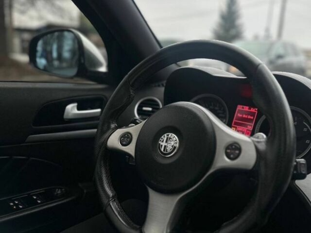 Чорний Альфа 159, об'ємом двигуна 2.4 л та пробігом 160 тис. км за 7900 $, фото 13 на Automoto.ua