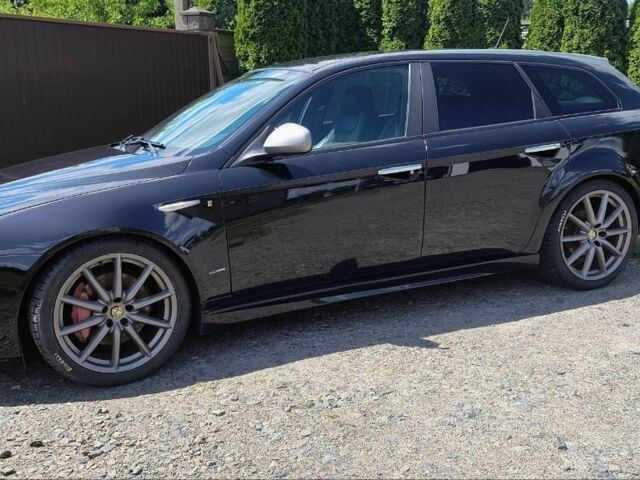 Чорний Альфа 159, об'ємом двигуна 2 л та пробігом 240 тис. км за 9500 $, фото 1 на Automoto.ua