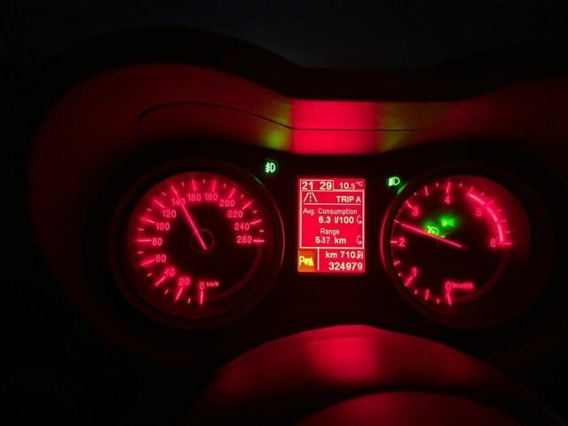 Коричневый Альфа 159, объемом двигателя 1.9 л и пробегом 320 тыс. км за 2700 $, фото 6 на Automoto.ua