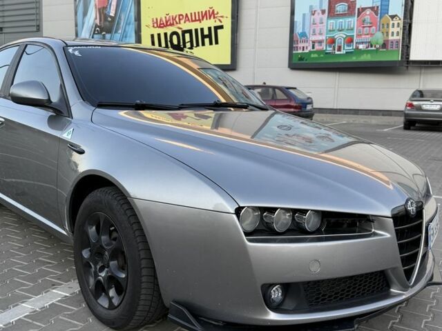 Сірий Альфа 159, об'ємом двигуна 1.9 л та пробігом 295 тис. км за 6100 $, фото 4 на Automoto.ua
