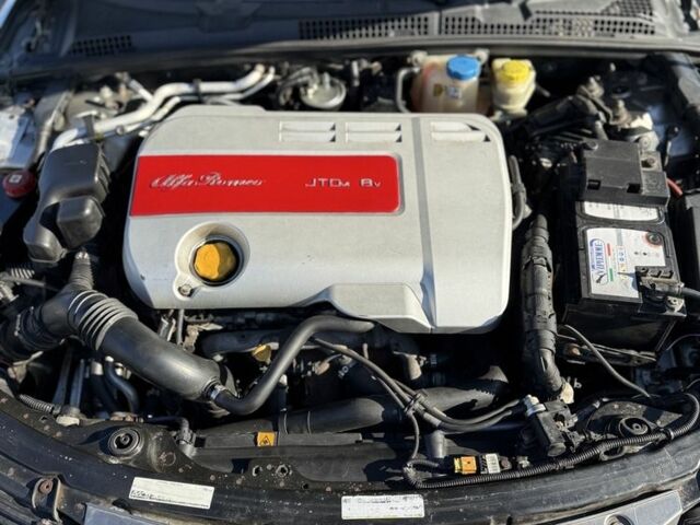 Сірий Альфа 159, об'ємом двигуна 1.9 л та пробігом 297 тис. км за 5500 $, фото 6 на Automoto.ua