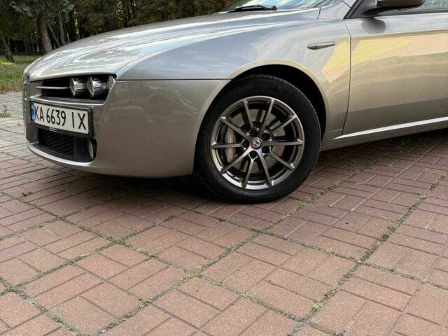 Сірий Альфа 159, об'ємом двигуна 2.4 л та пробігом 169 тис. км за 8800 $, фото 3 на Automoto.ua