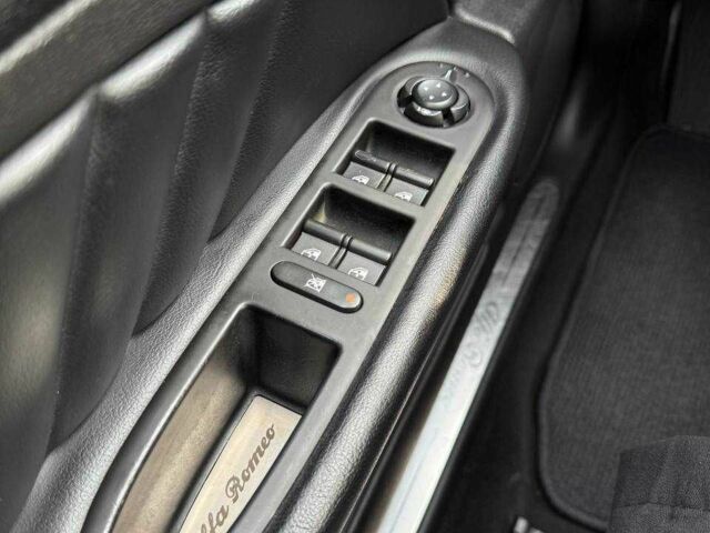 Сірий Альфа 159, об'ємом двигуна 2.4 л та пробігом 169 тис. км за 8800 $, фото 12 на Automoto.ua