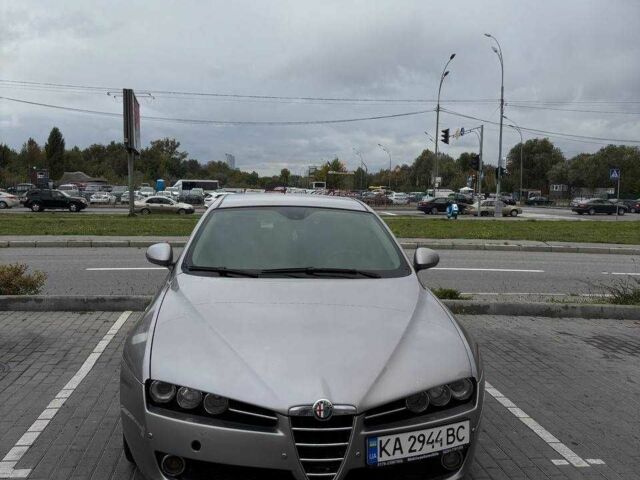 Сірий Альфа 159, об'ємом двигуна 1.9 л та пробігом 331 тис. км за 7000 $, фото 2 на Automoto.ua