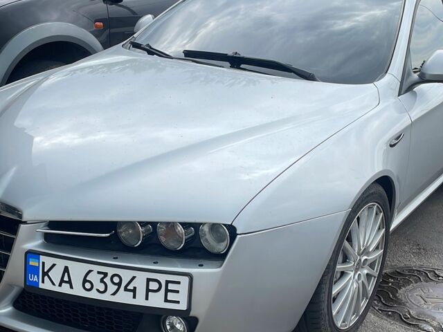 Сірий Альфа 159, об'ємом двигуна 2.4 л та пробігом 250 тис. км за 3000 $, фото 2 на Automoto.ua