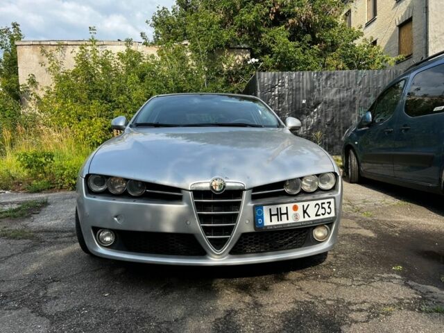 Серый Альфа 159, объемом двигателя 1.9 л и пробегом 301 тыс. км за 3450 $, фото 1 на Automoto.ua