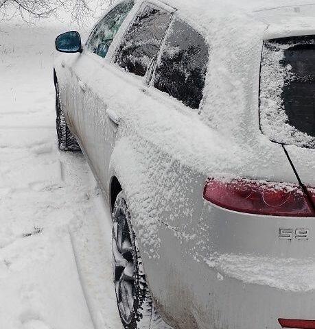 Серый Альфа 159, объемом двигателя 2 л и пробегом 257 тыс. км за 8022 $, фото 5 на Automoto.ua