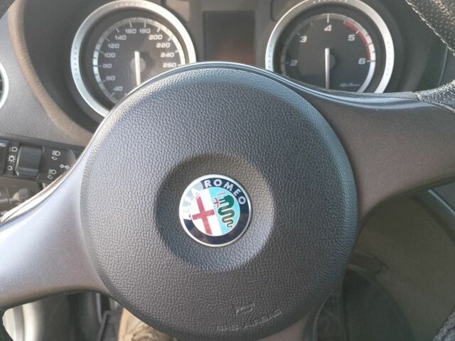 Серый Альфа 159, объемом двигателя 2 л и пробегом 257 тыс. км за 8022 $, фото 12 на Automoto.ua