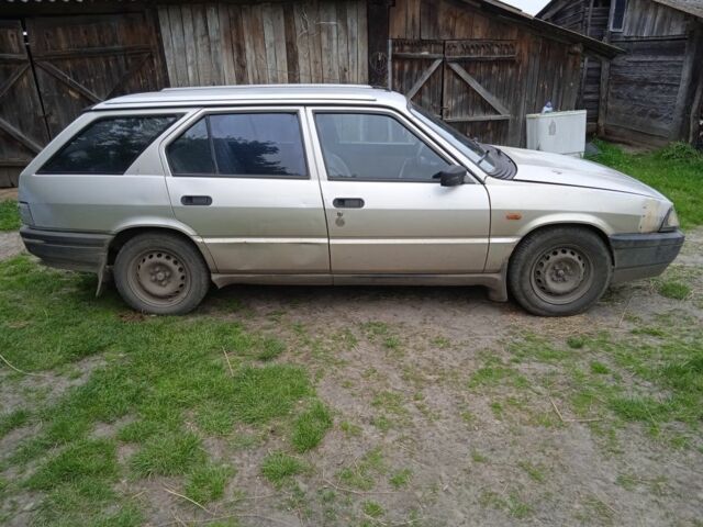Серый Альфа 33, объемом двигателя 1 л и пробегом 350 тыс. км за 700 $, фото 8 на Automoto.ua