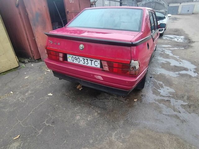 Червоний Альфа 75, об'ємом двигуна 1.8 л та пробігом 198 тис. км за 900 $, фото 4 на Automoto.ua