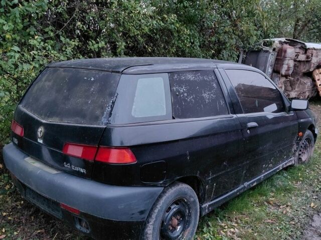 Чорний Альфа Ромео 145, об'ємом двигуна 0 л та пробігом 100 тис. км за 229 $, фото 2 на Automoto.ua