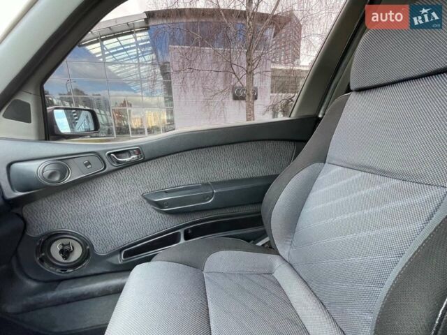 Фіолетовий Альфа Ромео 145, об'ємом двигуна 2 л та пробігом 194 тис. км за 3600 $, фото 29 на Automoto.ua