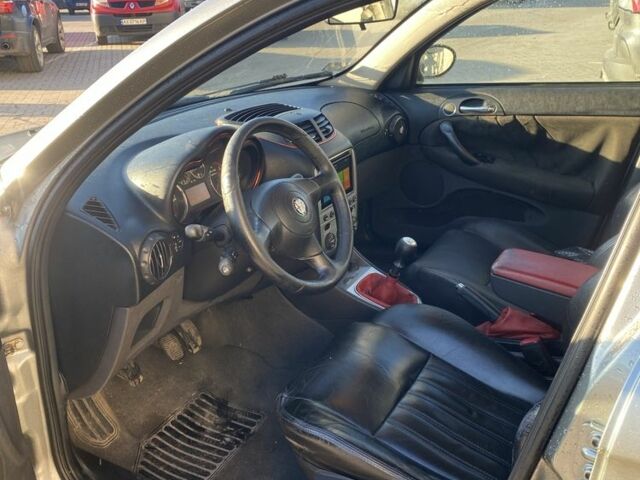 Серый Альфа Ромео 145, объемом двигателя 1.7 л и пробегом 3 тыс. км за 2600 $, фото 12 на Automoto.ua