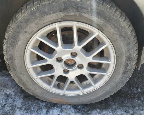 Сірий Альфа Ромео 146, об'ємом двигуна 1.6 л та пробігом 250 тис. км за 1200 $, фото 3 на Automoto.ua