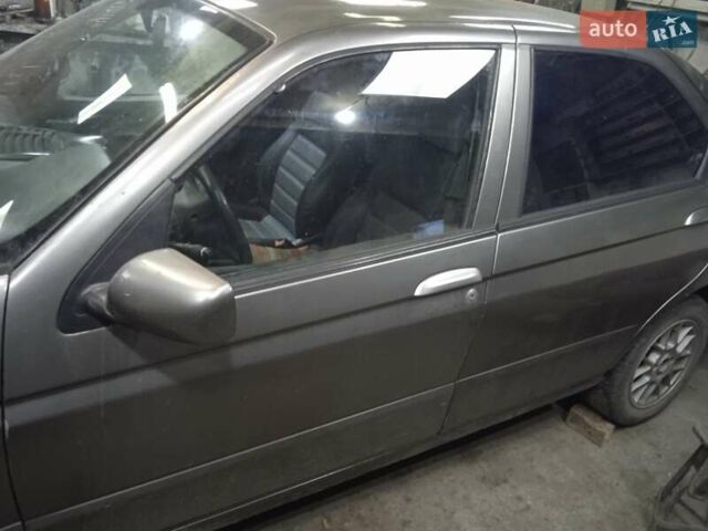 Серый Альфа Ромео 146, объемом двигателя 1.6 л и пробегом 280 тыс. км за 1100 $, фото 1 на Automoto.ua