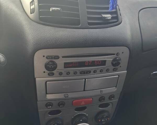 Альфа Ромео 147 2005 в Лугинах на Automoto.ua Бежевый Альфа Ромео 147, объемом двигателя 1.6 л и пробегом 186 тыс. км за 4500 $, фото 9 на Automoto.ua