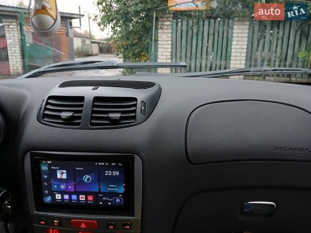 Чорний Альфа Ромео 147, об'ємом двигуна 1.97 л та пробігом 237 тис. км за 4400 $, фото 7 на Automoto.ua