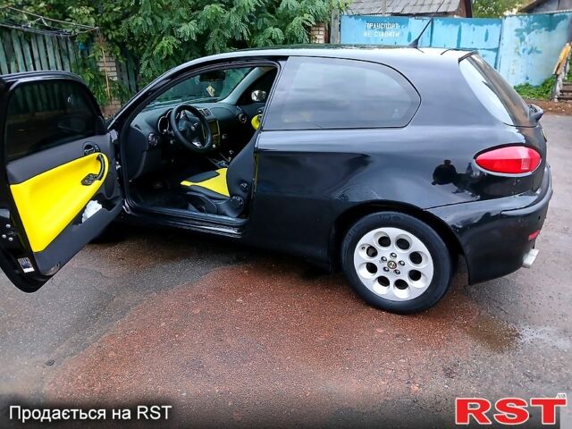 Чорний Альфа Ромео 147, об'ємом двигуна 2 л та пробігом 237 тис. км за 4700 $, фото 1 на Automoto.ua