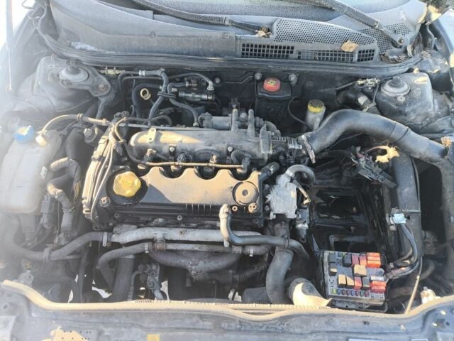 Чорний Альфа Ромео 147, об'ємом двигуна 0 л та пробігом 300 тис. км за 850 $, фото 5 на Automoto.ua