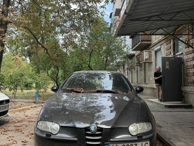 Черный Альфа Ромео 147, объемом двигателя 1.97 л и пробегом 260 тыс. км за 3100 $, фото 11 на Automoto.ua