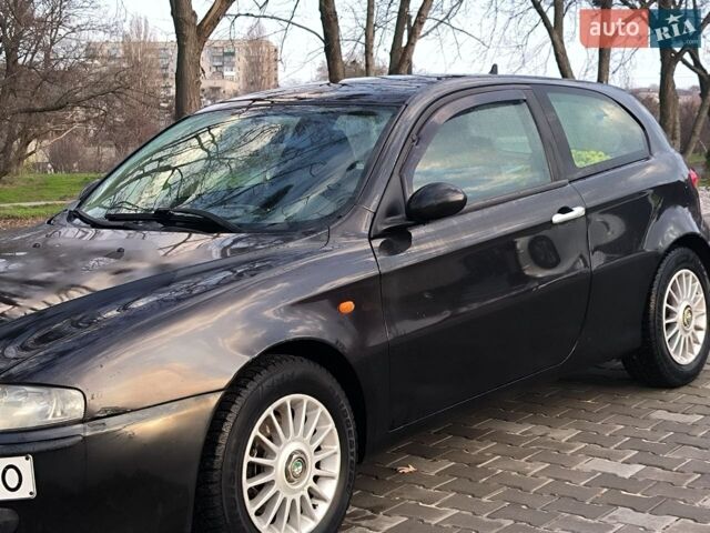 Чорний Альфа Ромео 147, об'ємом двигуна 1.91 л та пробігом 390 тис. км за 3000 $, фото 1 на Automoto.ua
