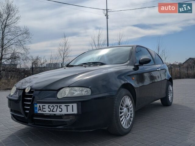 Чорний Альфа Ромео 147, об'ємом двигуна 1.6 л та пробігом 203 тис. км за 3499 $, фото 11 на Automoto.ua