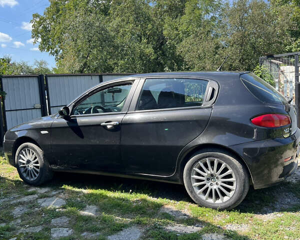 Чорний Альфа Ромео 147, об'ємом двигуна 1.6 л та пробігом 149 тис. км за 4400 $, фото 12 на Automoto.ua