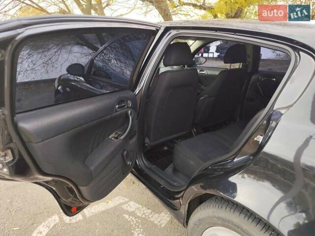 Черный Альфа Ромео 147, объемом двигателя 1.6 л и пробегом 159 тыс. км за 4500 $, фото 4 на Automoto.ua