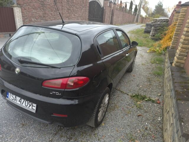 Чорний Альфа Ромео 147, об'ємом двигуна 1.9 л та пробігом 214 тис. км за 2200 $, фото 3 на Automoto.ua