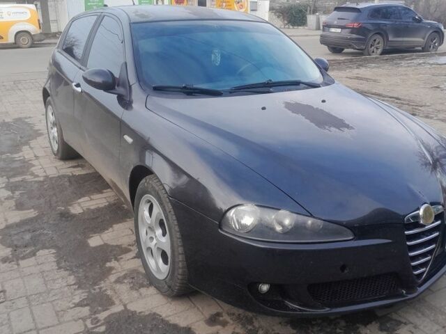 Черный Альфа Ромео 147, объемом двигателя 0 л и пробегом 349 тыс. км за 2200 $, фото 4 на Automoto.ua