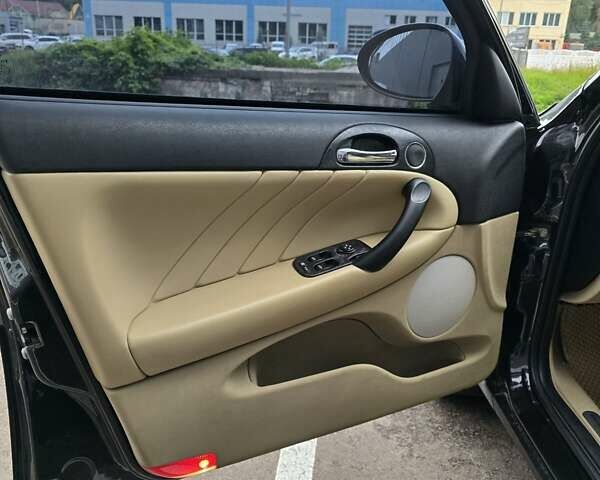 Чорний Альфа Ромео 147, об'ємом двигуна 1.6 л та пробігом 168 тис. км за 4700 $, фото 27 на Automoto.ua