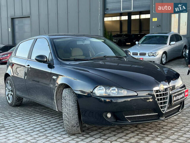 Чорний Альфа Ромео 147, об'ємом двигуна 2 л та пробігом 180 тис. км за 4690 $, фото 10 на Automoto.ua