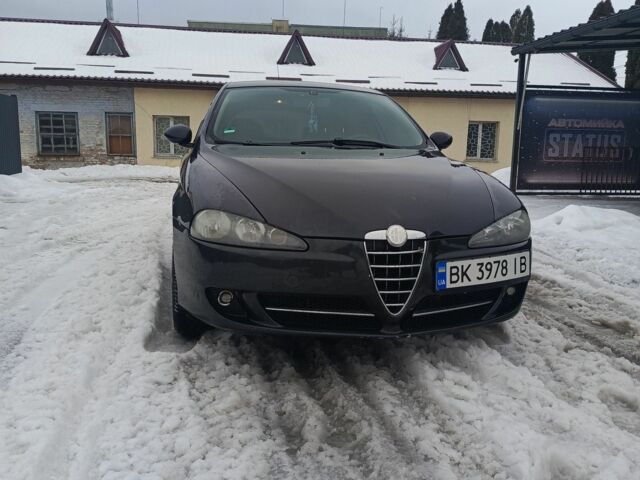 Черный Альфа Ромео 147, объемом двигателя 1.6 л и пробегом 242 тыс. км за 3150 $, фото 4 на Automoto.ua