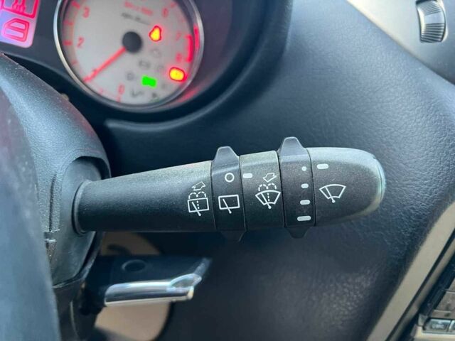 Чорний Альфа Ромео 147, об'ємом двигуна 2 л та пробігом 180 тис. км за 4690 $, фото 19 на Automoto.ua