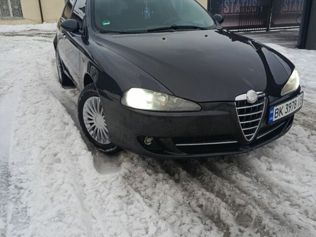 Черный Альфа Ромео 147, объемом двигателя 1.6 л и пробегом 242 тыс. км за 3150 $, фото 12 на Automoto.ua