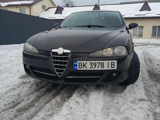 Черный Альфа Ромео 147, объемом двигателя 1.6 л и пробегом 242 тыс. км за 3150 $, фото 9 на Automoto.ua