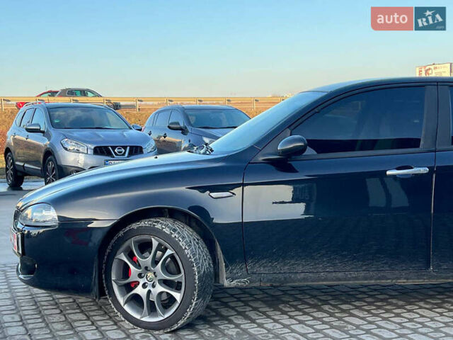 Чорний Альфа Ромео 147, об'ємом двигуна 2 л та пробігом 180 тис. км за 4690 $, фото 1 на Automoto.ua