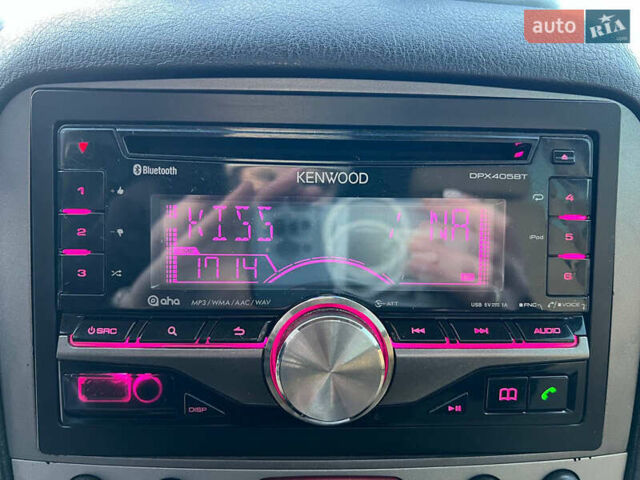 Чорний Альфа Ромео 147, об'ємом двигуна 2 л та пробігом 180 тис. км за 4690 $, фото 27 на Automoto.ua