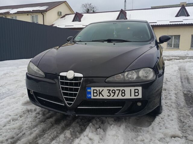 Черный Альфа Ромео 147, объемом двигателя 1.6 л и пробегом 242 тыс. км за 3150 $, фото 3 на Automoto.ua