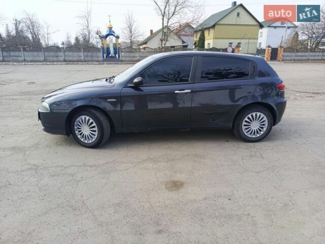 Черный Альфа Ромео 147, объемом двигателя 1.6 л и пробегом 240 тыс. км за 2900 $, фото 2 на Automoto.ua