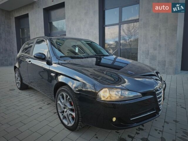 Чорний Альфа Ромео 147, об'ємом двигуна 1.97 л та пробігом 180 тис. км за 3999 $, фото 2 на Automoto.ua