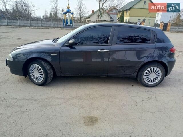 Черный Альфа Ромео 147, объемом двигателя 1.6 л и пробегом 240 тыс. км за 2900 $, фото 8 на Automoto.ua