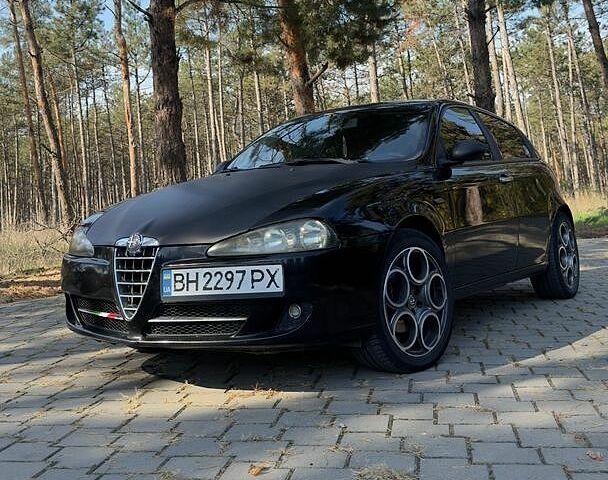Черный Альфа Ромео 147, объемом двигателя 2 л и пробегом 286 тыс. км за 4200 $, фото 3 на Automoto.ua