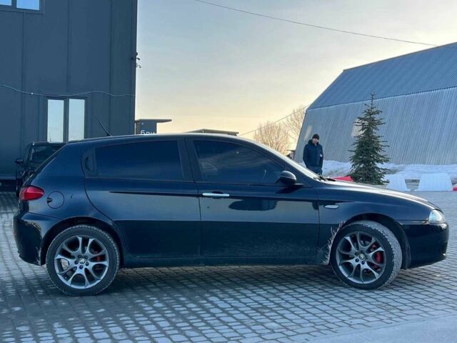 Чорний Альфа Ромео 147, об'ємом двигуна 2 л та пробігом 180 тис. км за 4690 $, фото 5 на Automoto.ua