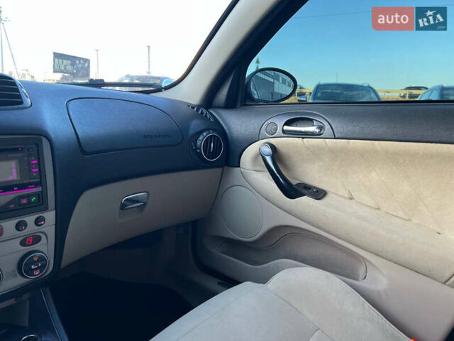 Чорний Альфа Ромео 147, об'ємом двигуна 2 л та пробігом 180 тис. км за 4690 $, фото 29 на Automoto.ua